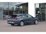 SEAT Leon Sportstourer 1.5 TSI e-Hybrid Style Business Intense 204PK / 150kW DSG, LED Matrix koplampen, achteruitrijcamera (Rear View), Technology Pack (keyless entry, verwarmbare voorstoelen, draadloze telefoonlader, elektrische achterklep met sensorsturing), elektrisch verstel- en verwarmbare buitenspiegels, adaptieve cruise control (ACC), parkeersensoren voor en achter (PDC), verwarmbaar multifunctioneel lederen stuurwiel, 17" 'Dynamic' LMV, virtual cockpit, Apple Carplay & Android Auto etc.