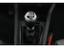 Renault Clio 1.0 TCe 90 Evolution 16 inch LMV Donkere Ramen Navigatie Carplay Rijstrooksensor Parkeersensor