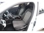 Renault Clio 1.0 TCe 90 Evolution 16 inch LMV Donkere Ramen Navigatie Carplay Rijstrooksensor Parkeersensor