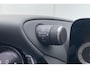 Lexus ES 300h F Sport Line / Schuif- Kanteldak / Elektrische Stoelen / HUD / Stoel- en Stuurverwarming / Mark Levison Audio