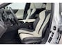 Lexus ES 300h F Sport Line / Schuif- Kanteldak / Elektrische Stoelen / HUD / Stoel- en Stuurverwarming / Mark Levison Audio