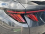 Hyundai Tucson 1.6 T-GDI 265pk PHEV Premium Sky 4WD | Carplay | Leder | Panoramadak | 19-inch Velgen | Navigatie | Camera | Adaptive Cruise | Stoelverwarming/ventilatie | Stuurverwarming | DAB | BLIS | Zonneschermen achter