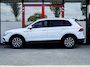 Volkswagen Tiguan 1.5 TSI Life Business | Adaptieve Cruise Control | Stoelverwarming | Apple Carplay | Android Auto | Navigatie | Lichtmetalen Velgen | Parkeersensoren Voor & Achter | Climate Control |