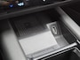 Hyundai Ioniq 6 First Edition AWD 77.4 kWh / 100% SOH / 8 jaar Batterijgarantie / Dealer onderhouden / Fabrieksgarantie tot 02-2028 / CCS snelladen / warmtepomp / Stuur- Stoel & Achterbank verwarming / Glazen schuif- en kanteldak / WLTP bereik 519 km bereik stad 658 km / Head Up Display / Rondomzicht camera /