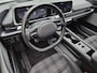 Hyundai Ioniq 6 First Edition AWD 77.4 kWh / 100% SOH / 8 jaar Batterijgarantie / Dealer onderhouden / Fabrieksgarantie tot 02-2028 / CCS snelladen / warmtepomp / Stuur- Stoel & Achterbank verwarming / Glazen schuif- en kanteldak / WLTP bereik 519 km bereik stad 658 km / Head Up Display / Rondomzicht camera /