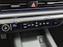Hyundai Ioniq 6 First Edition AWD 77.4 kWh / 100% SOH / 8 jaar Batterijgarantie / Dealer onderhouden / Fabrieksgarantie tot 02-2028 / CCS snelladen / warmtepomp / Stuur- Stoel & Achterbank verwarming / Glazen schuif- en kanteldak / WLTP bereik 519 km bereik stad 658 km / Head Up Display / Rondomzicht camera /