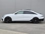 Hyundai Ioniq 6 First Edition AWD 77.4 kWh / 100% SOH / 8 jaar Batterijgarantie / Dealer onderhouden / Fabrieksgarantie tot 02-2028 / CCS snelladen / warmtepomp / Stuur- Stoel & Achterbank verwarming / Glazen schuif- en kanteldak / WLTP bereik 519 km bereik stad 658 km / Head Up Display / Rondomzicht camera /