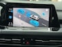 Volkswagen Golf 1.0 eTSI Life | stoelverwarming | stuurverwarming | applecarplay/android auto | 18 inch velgen |