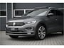 Volkswagen T-Roc 2.0 TSI 4Motion / 3 X R-LINE / PANO / VIRTUAL / CAMERA / ACC / LANE ASSIST / TREKHAAK / 19"