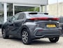 Toyota C-HR / C-HR+ 2.0 Plug-in Hybrid 220 First Edition l 360 camera l elektrische achterklep l stoel / stuur-verwarming l nette en complete auto!