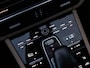 Porsche Cayenne Coupé 3.0 E-Hybrid Platinum Edition | SPORTDESIGN | SPORTCHRONO | PASM LUCHTVERING | PANORAMADAK | 18 WEG STOELEN | HEAD UP DISPLAY | SOFTCLOSE |