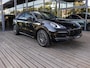 Porsche Cayenne Coupé 3.0 E-Hybrid Platinum Edition | SPORTDESIGN | SPORTCHRONO | PASM LUCHTVERING | PANORAMADAK | 18 WEG STOELEN | HEAD UP DISPLAY | SOFTCLOSE |