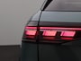 Volkswagen Passat Variant 1.5 eHybrid R-Line Edition Black Style 272PK DSG SOH 100%, Pano-Schuifdak, Trekhaak, Keyless, Side Assist, Elektr. Achterklep, Voorruitverwarming, Stoel-Stuurverwarming, 18" LM Velgen, Navi