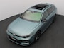 Volkswagen Passat Variant 1.5 eHybrid R-Line Edition Black Style 272PK DSG SOH 100%, Pano-Schuifdak, Trekhaak, Keyless, Side Assist, Elektr. Achterklep, Voorruitverwarming, Stoel-Stuurverwarming, 18" LM Velgen, Navi