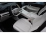 Geely E5 Max+ 68 kWh WIT-LEDER! 475KM-RIJBEREIK PANO MASSAGE SFEERVERLICHTING LEER STOELVENTILATIE/VERWARMING 360-CAMERA CARPLAY DAB NAVI 19"LMV ENZ!