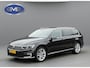 Volkswagen Passat Variant 1.4 TSI GTE Connected Series Plus, panoramadak, trekhaak, achteruitrijcamera, digitaal cockpit, NL auto
