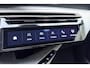 Peugeot E-3008 Allure | Voorstoelen verwarmd | Cruise control | Stuurbediening | Achteruitrijcamera | Navigatie | Apple carplay/Android auto | Parkeersensoren |