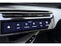 Peugeot E-3008 Allure | Voorstoelen verwarmd | Cruise control | Stuurbediening | Achteruitrijcamera | Navigatie | Apple carplay/Android auto | Parkeersensoren |