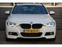 BMW 3-Serie Touring 318i M Sport | 2E EIGENAAR | PANO-DAK | LEDER | HARMAN-KARDON | SPORTONDERSTEL | STOELVERW | NAVI | PDC | LED
