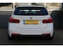 BMW 3-Serie Touring 318i M Sport | 2E EIGENAAR | PANO-DAK | LEDER | HARMAN-KARDON | SPORTONDERSTEL | STOELVERW | NAVI | PDC | LED