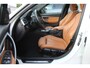 BMW 3-Serie Touring 318i M Sport | 2E EIGENAAR | PANO-DAK | LEDER | HARMAN-KARDON | SPORTONDERSTEL | STOELVERW | NAVI | PDC | LED