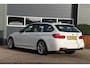 BMW 3-Serie Touring 318i M Sport | 2E EIGENAAR | PANO-DAK | LEDER | HARMAN-KARDON | SPORTONDERSTEL | STOELVERW | NAVI | PDC | LED