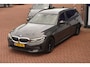 BMW 3-Serie Touring 320e Business Edition Plus-Sport+Lazer-Led+Volleder+Navigatie+Elek-Klep&trekhaak+stoel-verw+DRAVIT-GRAU !!