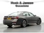 BMW 7-Serie 745e M-Sport / Champagner Quartz / Massage / ACC / NAP / Service t/m 2028!