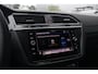 Volkswagen Tiguan 1.4 TSI eHybrid R-Line | Trekhaak | ACC | 19 Inch |
