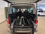 Volkswagen Multivan L2H1 Rolstoelbus Automaat - rolstoel achter het stuur (handbediening)