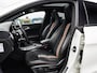 Mercedes-Benz CLA Shooting Brake 200 OrangeArt AMG Night Edition 156 PK | Panoramadak | Bi-xenon | Camera | Stoelverwarming | Navigatie | 18"