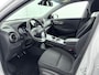 Hyundai Kona Electric EV FASHION 64 kWh | PDC | 3 FASE | WARMTEPOMP | CAMERA | CLIMA | CRUISE ADAPT. | NAVI | PRIVACY GLASS | DAKRAILING | APPLE CAR PLAY & ADROID AUTO | DODEHOEKSPIEGELS |