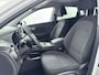 Hyundai Kona Electric EV FASHION 64 kWh | PDC | 3 FASE | WARMTEPOMP | CAMERA | CLIMA | CRUISE ADAPT. | NAVI | PRIVACY GLASS | DAKRAILING | APPLE CAR PLAY & ADROID AUTO | DODEHOEKSPIEGELS |