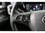 Opel Mokka-e Electric Elegance 50 kWh 3 Fase | SOH 100% | Dealer Onderhouden! | LED | Navi By App | Camera | Clima | Warmtepomp | Parkeersensoren | Keyless | DAB | Lichtmetalen Velgen