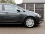 Opel Corsa 1.4 Favourite dealer onderhouden | cruise