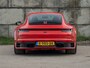 Porsche 911 Carrera 992 3.0 PDK 385PK (2020) | Sportuitlaat | Schuifdak | Sportstoelen | DealerOH | Compl. Historie | Indisch Rood