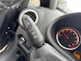 Opel Corsa 1.4-16V Cosmo | Cruise | Lichtmetaal | park sensoren |