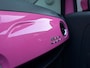 Fiat 500 1.2 Rosa AUTOMAAT! (SCHUIF/KANTEL PANORAMADAK, NIEUWE APK, ELEKT RAMEN, GETINTE RUITEN, NL-AUTO, RIEM VERVANGEN!)