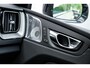 Volvo XC60 2.0 T8 Plug-in hybrid AWD Ultra Dark Exec. Ed. | Bowers & Wilkins | Luchtvering | Stoelmassage & Ventilatie | Gelaagd glas | Head-up Display | 22'' |