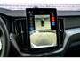 Volvo XC60 2.0 T8 Plug-in hybrid AWD Ultra Dark Exec. Ed. | Bowers & Wilkins | Luchtvering | Stoelmassage & Ventilatie | Gelaagd glas | Head-up Display | 22'' |