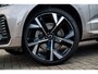 Volvo XC60 2.0 T8 Plug-in hybrid AWD Ultra Dark Exec. Ed. | Bowers & Wilkins | Luchtvering | Stoelmassage & Ventilatie | Gelaagd glas | Head-up Display | 22'' |