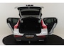 Volvo XC40 T5 TWIN ENGINE R-DESIGN -PANO.DAK|POWER-SEATS|CLIMATE.PRO|CAMERA|PRIVACY.GLAS|VERW.VOORUIT|TREKHAAK|19"|ALL-SEASON|DEALEROH.