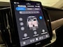 Volvo XC90 T8 AWD Recharge Ultra Bright | Luchtvering | Stoelventilatie | Trekhaak | 360 Camera | Head-Up Display | Stoelmassage | Harman Kardon | 455pk | Adaptieve Cruise Control | Stoelverwarming voor+achter | Stuurwielverwarming | Schuifdak | Full LED Meesturende koplampen | Pilot Assist | BLIS Dode Hoek Detectie | Alcantara hemelbekleding | Lederen zonnekleppen en handgrepen | Elektrische voorstoelen geheugen | Nappa Lederen bekleding | Zitting verlenging voorstoelen | Lederen dashboard | 21 Inch | Google Infotainment | Keyless Drive | Privacy Glass | Elektrisch bedienbare achterklep | Geïntegreerd kinderzitje achterin | Geïntegreerde zongordijnen achterportieren | Verlichte instaplijsten | 7-Persoons | 4-Zone Climate Control | DAB Radio | Apple Carplay/Android Auto | Alarm Klasse III | Denim Blue Metallic |