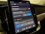 Volvo XC90 T8 AWD Recharge Ultra Bright | Luchtvering | Stoelventilatie | Trekhaak | 360 Camera | Head-Up Display | Stoelmassage | Harman Kardon | 455pk | Adaptieve Cruise Control | Stoelverwarming voor+achter | Stuurwielverwarming | Schuifdak | Full LED Meesturende koplampen | Pilot Assist | BLIS Dode Hoek Detectie | Alcantara hemelbekleding | Lederen zonnekleppen en handgrepen | Elektrische voorstoelen geheugen | Nappa Lederen bekleding | Zitting verlenging voorstoelen | Lederen dashboard | 21 Inch | Google Infotainment | Keyless Drive | Privacy Glass | Elektrisch bedienbare achterklep | Geïntegreerd kinderzitje achterin | Geïntegreerde zongordijnen achterportieren | Verlichte instaplijsten | 7-Persoons | 4-Zone Climate Control | DAB Radio | Apple Carplay/Android Auto | Alarm Klasse III | Denim Blue Metallic |