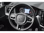 Volvo XC60 T5 R-Design | Panoramadak | Head-up | Trekhaak 2300 kg | 360 camera | Dealeronderhouden
