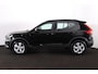 Volvo XC40 T2 Momentum Core - Parkeercamera achter - Verwarmde voorstoelen & stuur - Parkeersensoren voor & achter - Cruise Control - Volvo On Call - 17' LMV