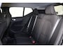 Volvo XC40 T2 Momentum Core - Parkeercamera achter - Verwarmde voorstoelen & stuur - Parkeersensoren voor & achter - Cruise Control - Volvo On Call - 17' LMV