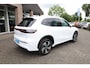 Geely E5 Max+ 68 kWh ZWART-LEDER! 475KM-RIJBEREIK PANO MASSAGE SFEERVERLICHTING LEER STOELVENTILATIE/VERWARMING 360-CAMERA CARPLAY DAB NAVI 19"LMV ENZ!