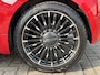 Fiat 500C La Prima 42 kWh Cabrio | Navigatie | Leer | Stoelverwarming | Achteruitrijcamera | 17'' LM velgen