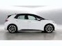 Volkswagen ID.3 Pure 45 kWh 150pk / Navigatie / Stoelverwarming / Camera